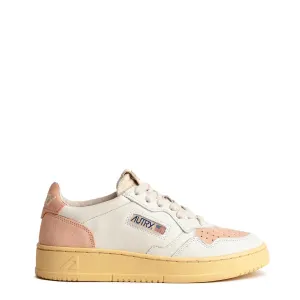 Autry Womens Medalist Low Trainers White / Coral