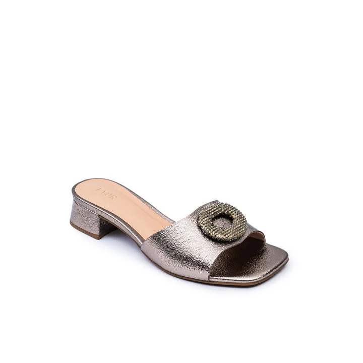 Dazzling Metallic Mule BCM 162