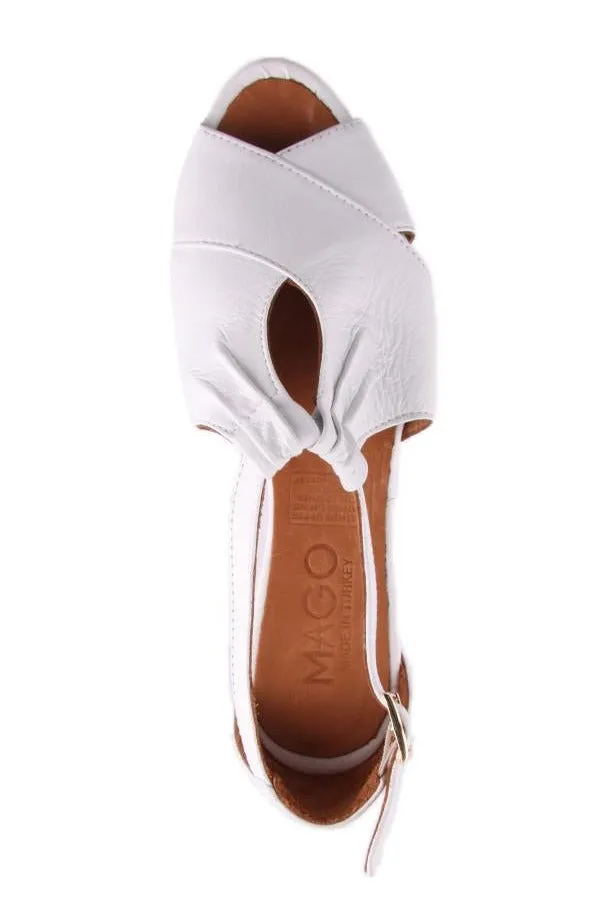 FEDORA WHITE