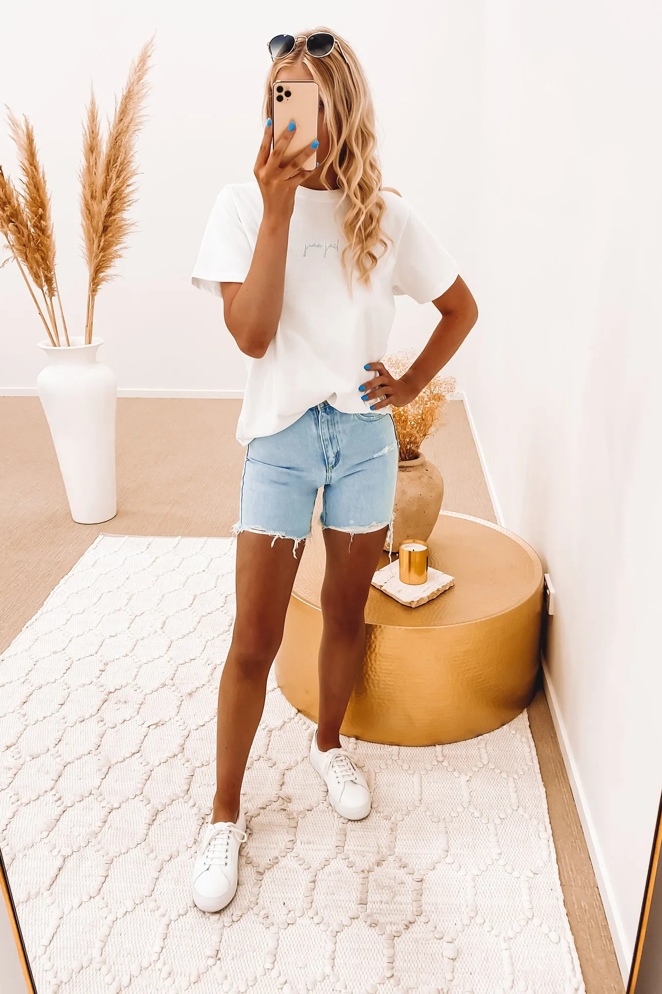 Signature Tee White Blue