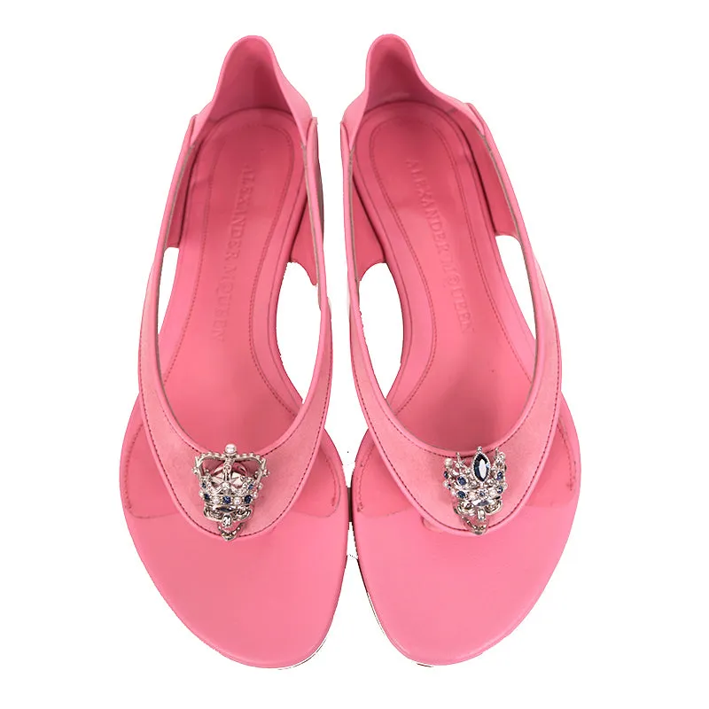 sz 37 NEW $795 ALEXANDER MCQUEEN Pink Suede KING & QUEEN SKULL Flats SANDALS NIB