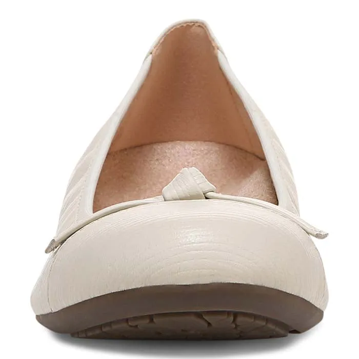 Womens Vionic Amorie in Cream