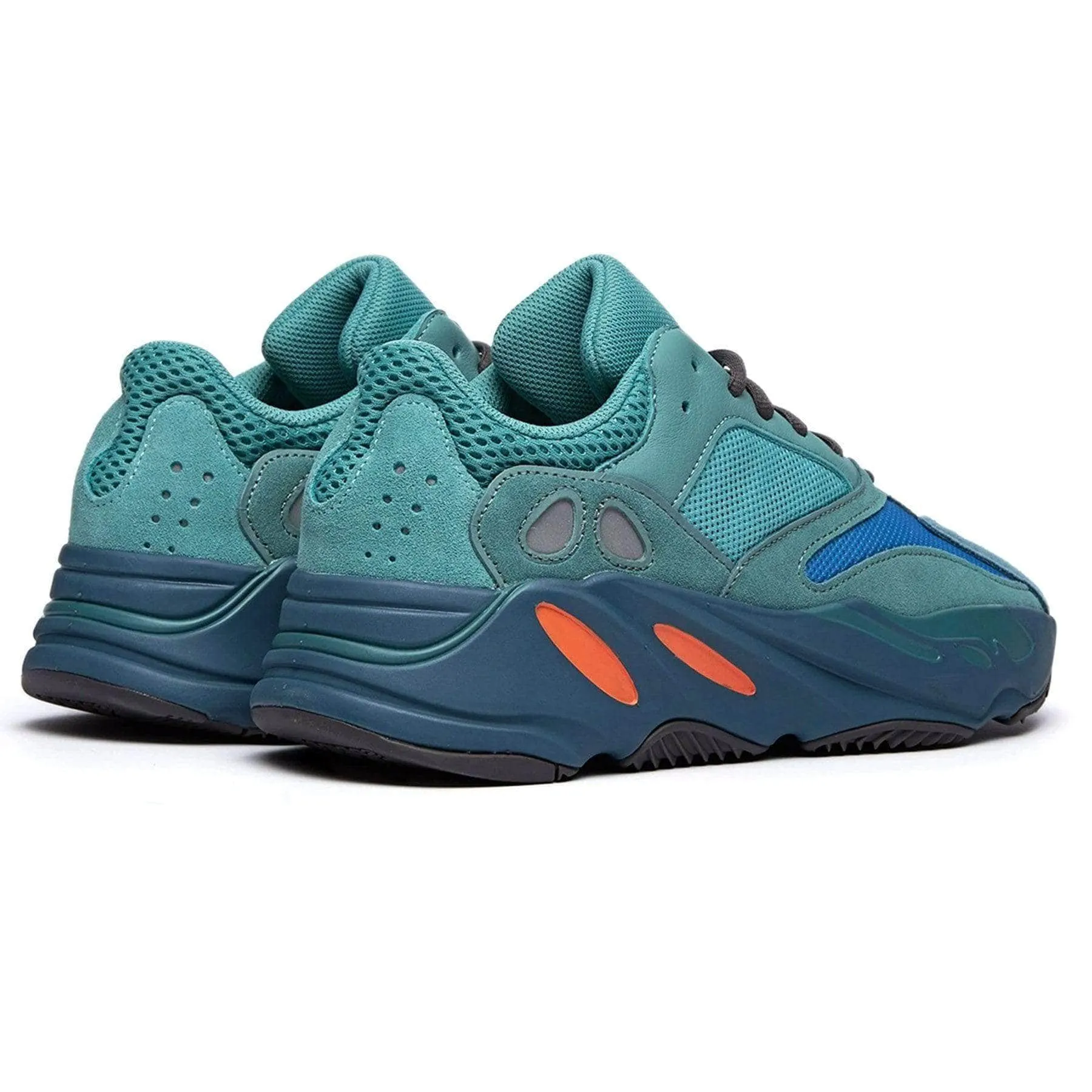 YEEZY BOOST 700 FADED AZURE